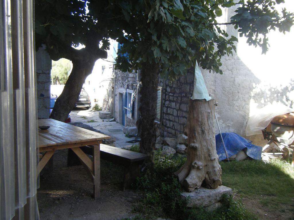 Holiday Home Tonci Vodice Quarto foto